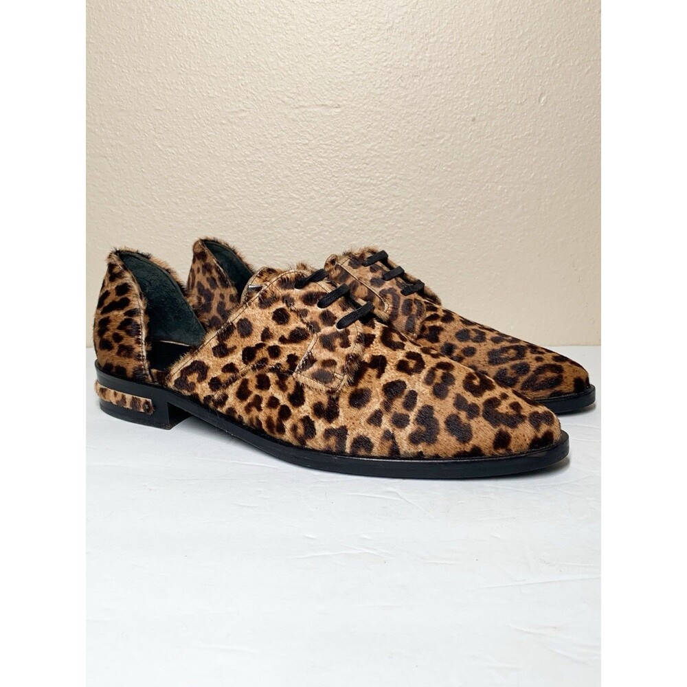 Freda Salvador Wit Leopard Print Calf Hair D'Orsay Oxfords 7.5 Flats